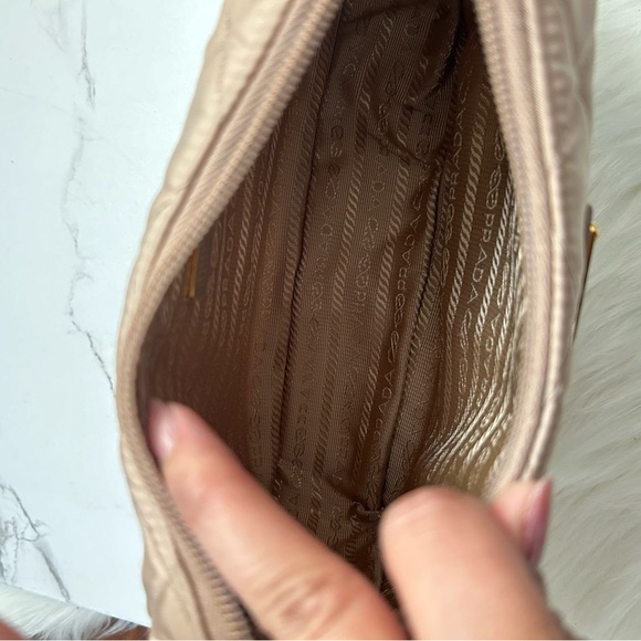 Prada Nylon shoulder bag - Picture 4 of 4